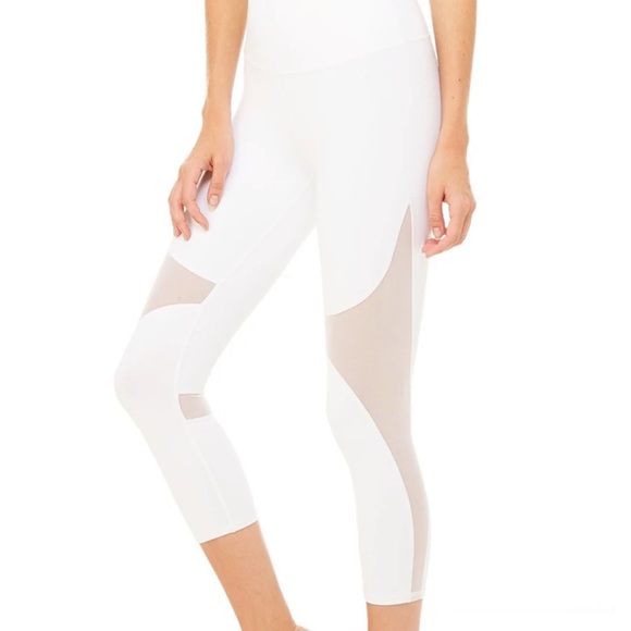 Like New ALO Yoga High-Waist Coast Capri - Picture 4 of 8